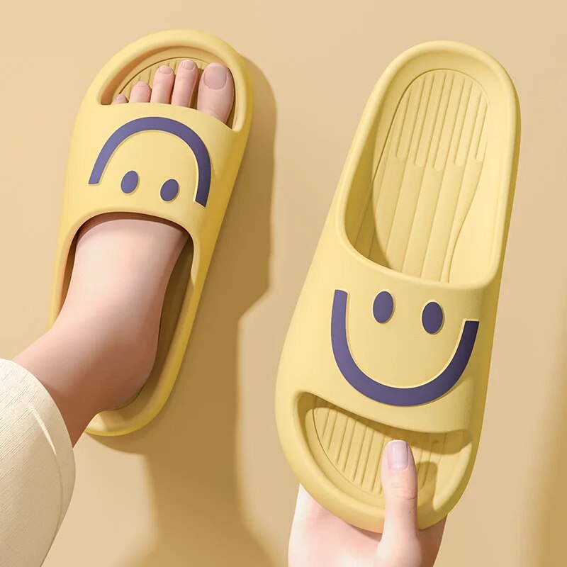 Smiley Face Cloud Slippers Wom - đánh giá và giá Mule Slip On